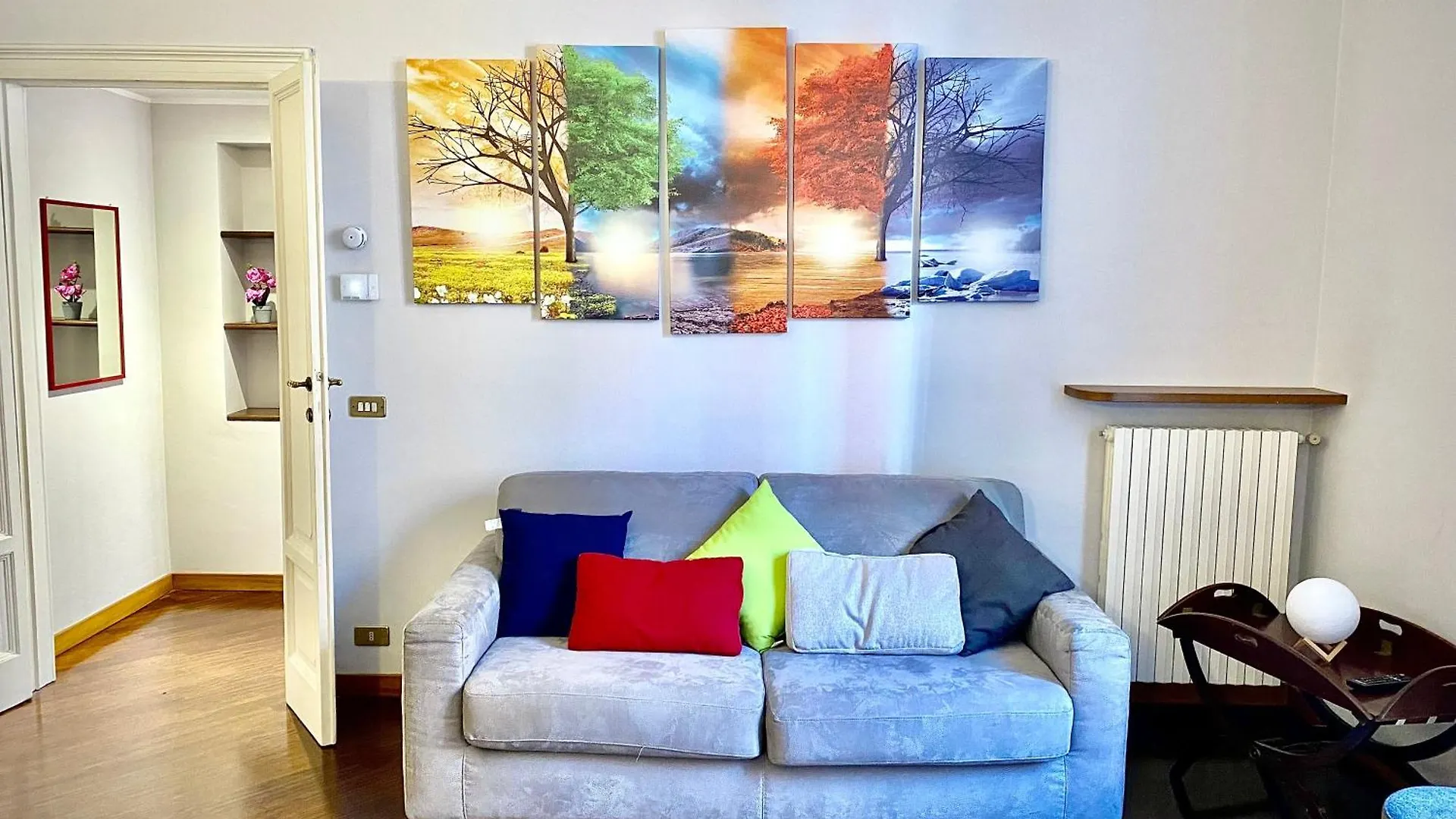 Conca Mary In The Heart Of Milan Apartment
